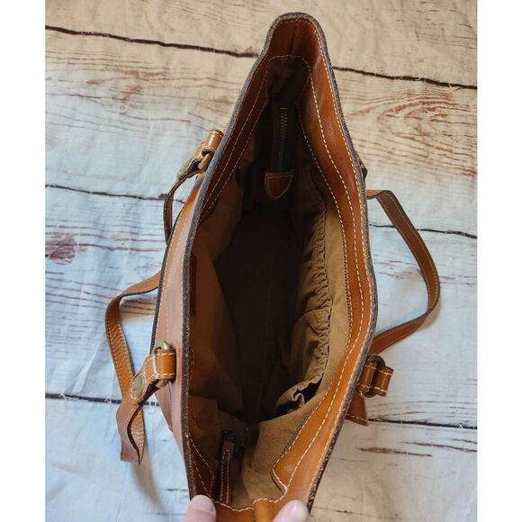 Patricia Nash Bolsena Tote - Picture 8 of 9